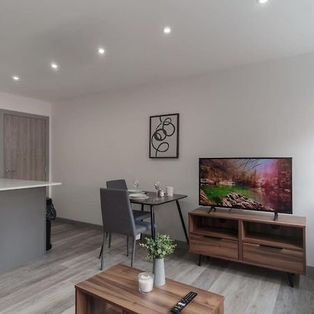 Contemporary 1 Bedroom Preston Apartment Экстерьер фото